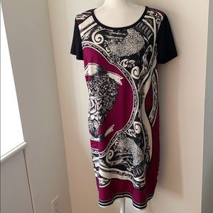 DKNY Silk printed short sleeved shift dress